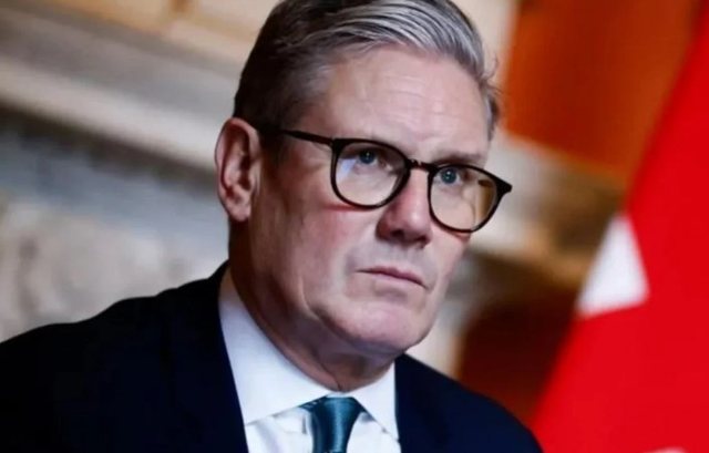 Kryeministri i Britanisë jep dorëheqjen
