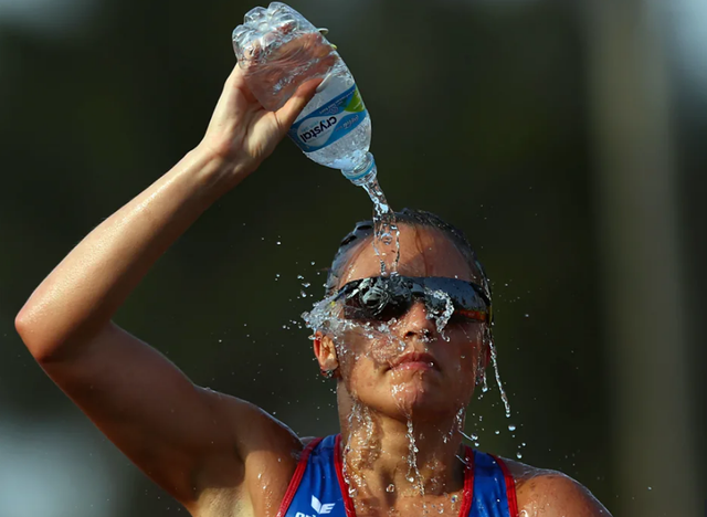 How to exercise safely during high temperatures