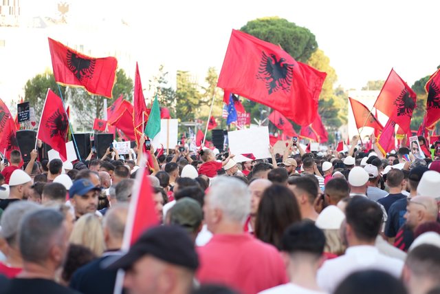 BIRN: Retorika e Ram&euml;s kund&euml;r shqiptar&euml;ve t&euml; rajonit