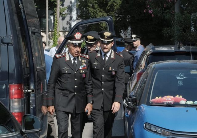 Tragjedi në Itali, 63-vjeçari vret gruan dhe djalin 24-vjeçar