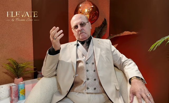 &ldquo;P&euml;r k&euml;t&euml; kam nevoj&euml;!&rdquo;, Osman Mula rr&euml;fen
