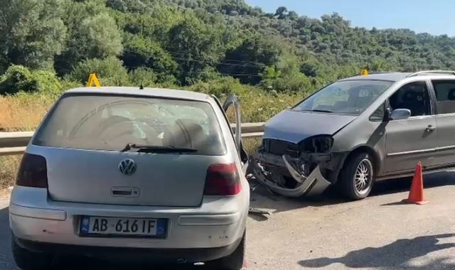 Aksident n&euml; Fier&ndash;Levan, dy t&euml; plagosur pas p&euml;rplasjes