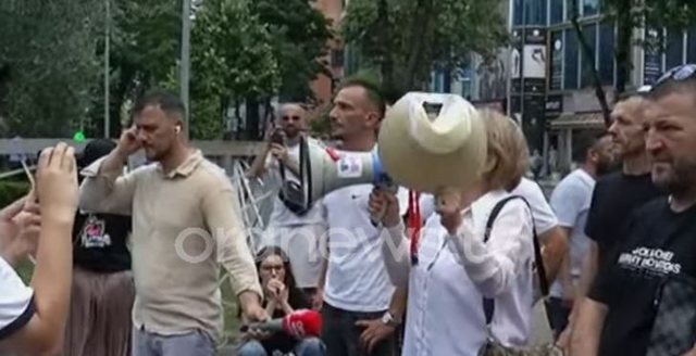 Protest&euml; para Policis&euml; s&euml; Tiran&euml;s, k&euml;rkohet lirimi i