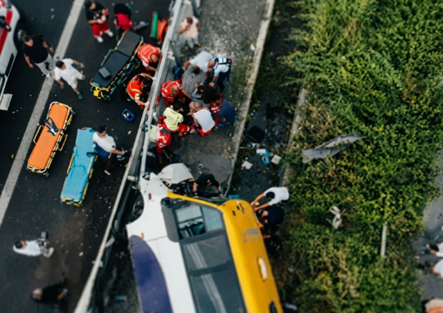 Aksidenti fatal n&euml; autostrad&euml;n Durr&euml;s-Tiran&euml;, mbi 10