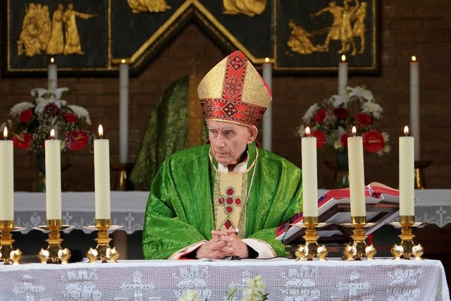 Kardinali Ernest Simoni Troshani viziton Mbretërinë e Bashkuar
