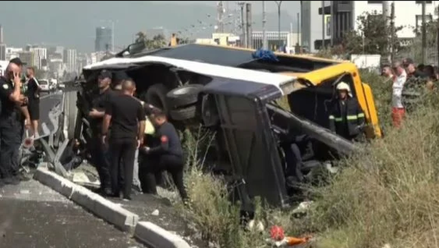 Aksidenti në autostradën Durrës-Tiranë, 5 të plagosur