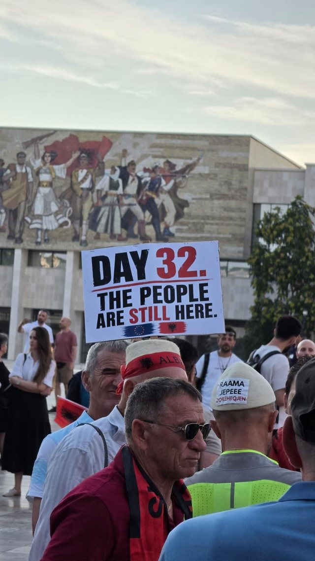 “Me 5 mijë lek pensionistëve nuk blihet heshtja
