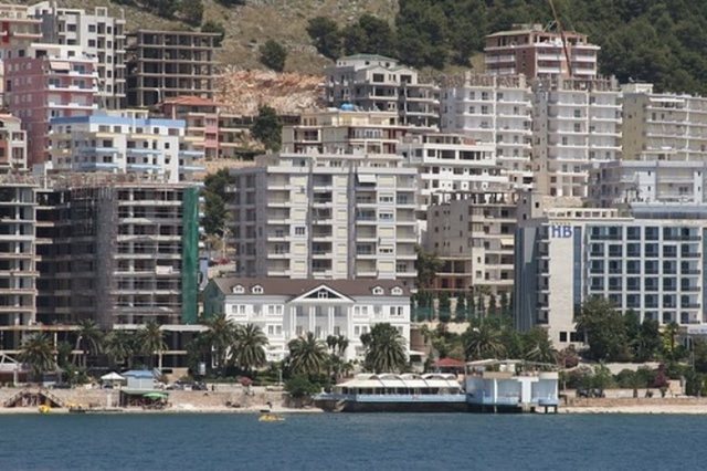 52-year-old British citizen sentenced to 2 years in prison for building hotel