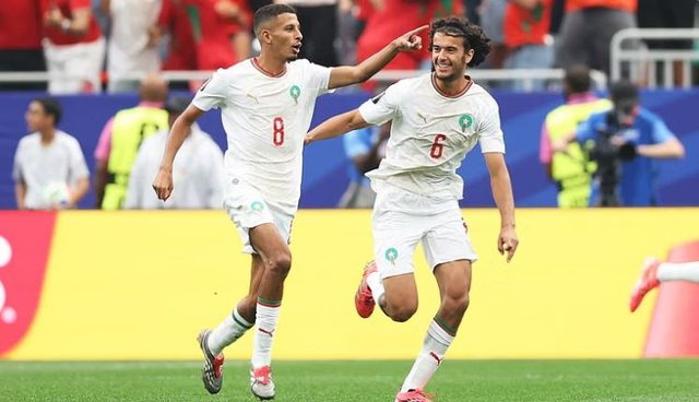 Maroku "fluturon" në çerekfinale, eliminon Kanadanë