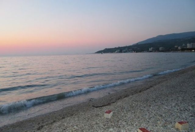 He risked drowning at the Old Beach, the 19-year-old is suspected of suffering a