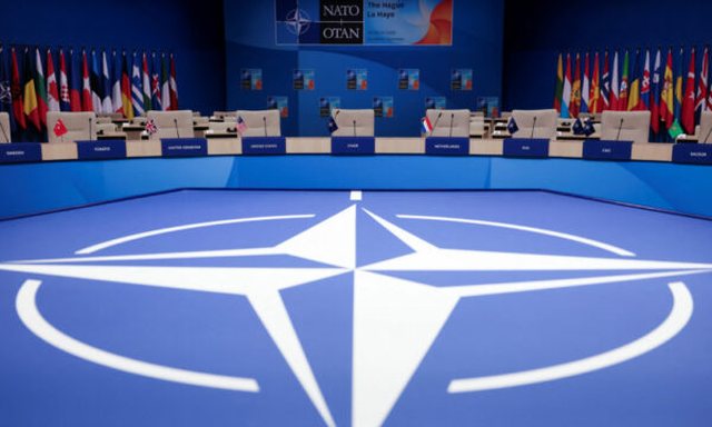 Bloomberg: NATO mund të anulojë samitin në Shqipëri vitin
