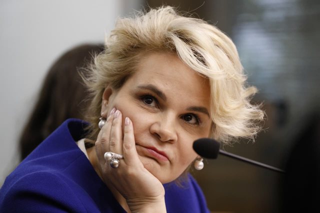 Monika Kryemadhi në GJKKO: Celulari u sekuestrua në mënyrë