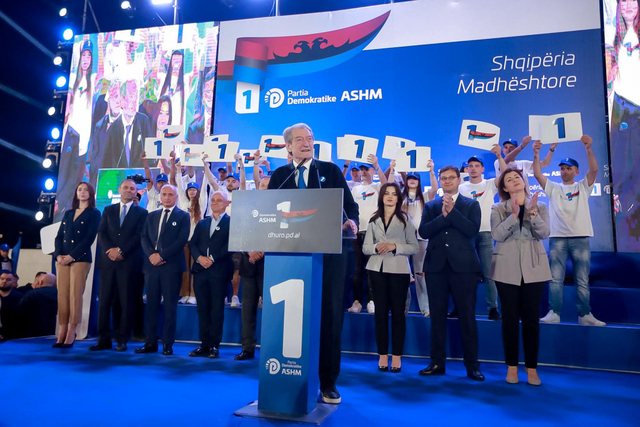 Berisha: SHBA përmes DASH përcolli te shqiptarët frymën e