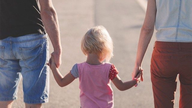 Adoption in Albania: The system that "holds" abandoned children