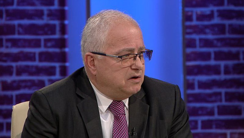 Spaho denounces: SP candidate in Pogradec gives 100 thousand lek for the vote