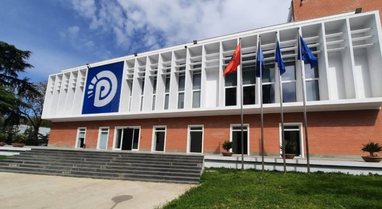 Emiri njofton mbledhjen e par&euml; t&euml; K&euml;shillit Komb&euml;tar,