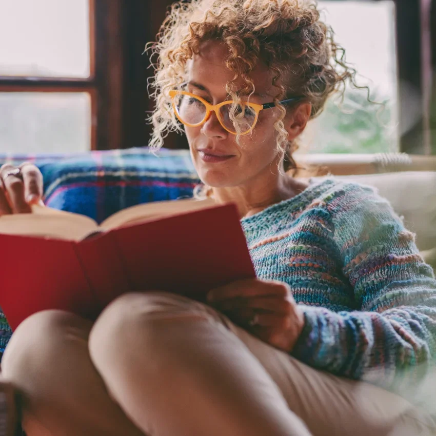 auto_hobbies-that-dont-feel-like-therapy-good-mental-health-reading-books1783941126.webp