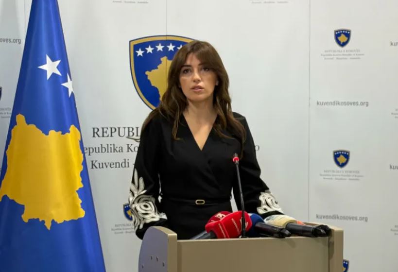 Haxhiu seals the departures of 7 Serbian prosecutors