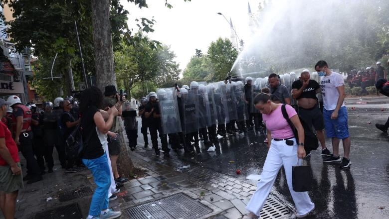 AHC raises alarm after protest: Suspicious arrests, pressure on journalists and
