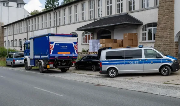 Gjermani/ Tre shqiptarë në pranga, policia zbulon pajisje për