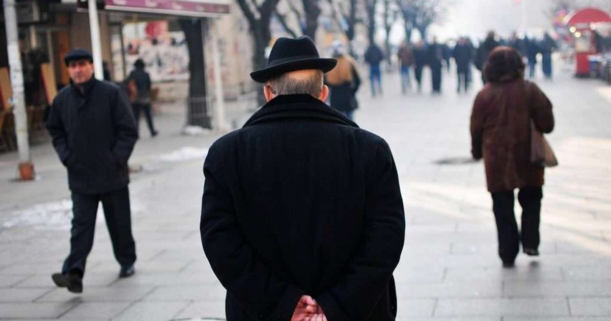 Kosovë  të moshuarit marrin pensionet me rritje  Kurti  Rritëm buxhetin dhe e rishpërndajmë tek ata që kanë nevojë