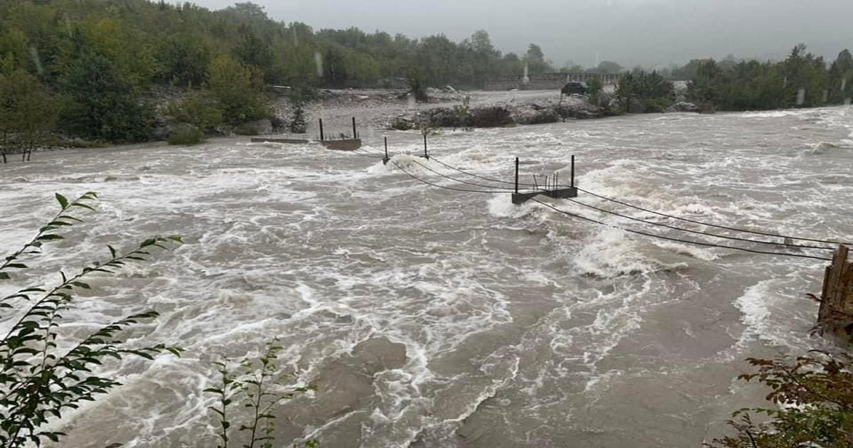 Reshjet e dendura të shiut  Mbrojtja Civile  Ja se si paraqitet situata në çdo qark