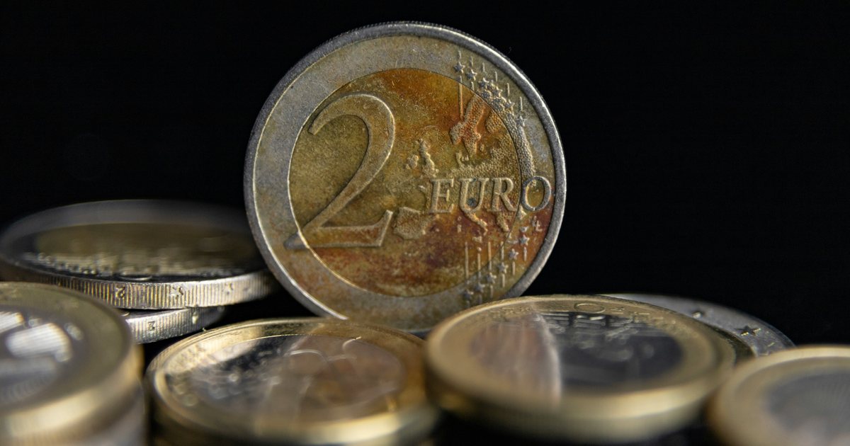 Euroja  ngec  në 96 70 lekë   BSH  Fiksohet në këtë nivel  Kursi i këmbimit  pa luhatje të mëdha gjatë muajve të fundit