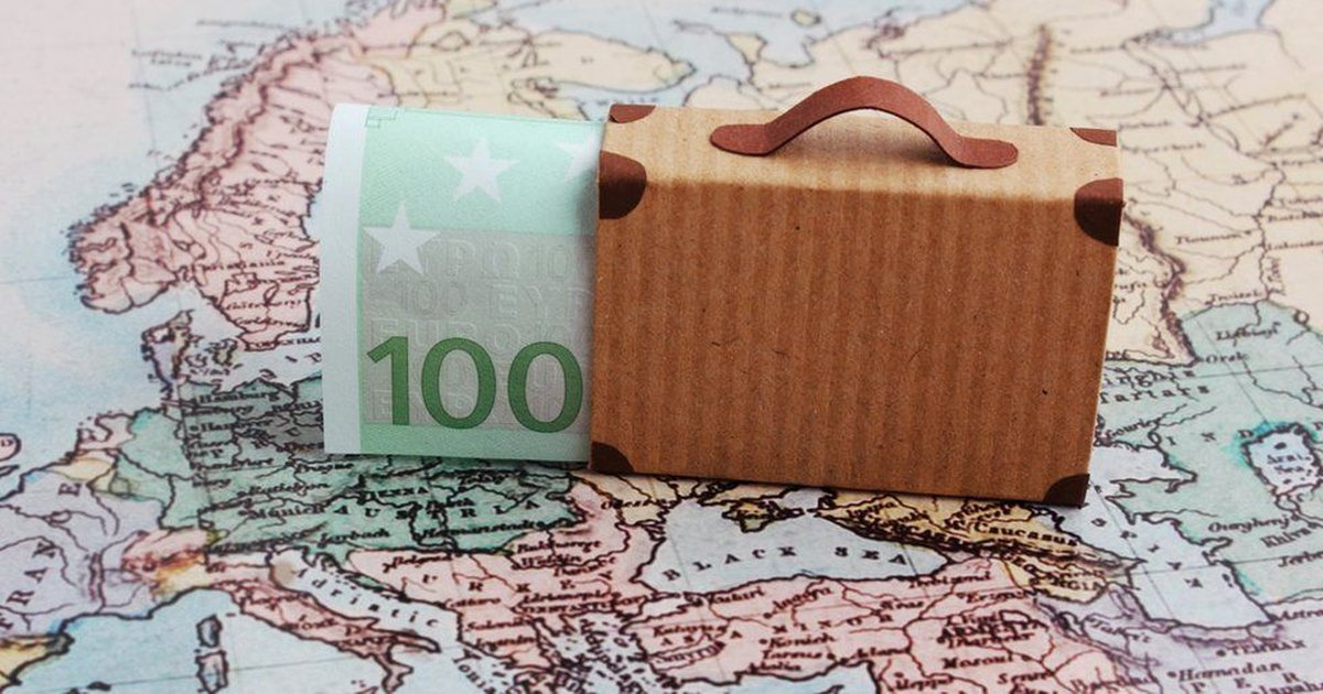 Sa fiton emigranti shqiptar jashtë  Greqia zhgënjimi më i madh  Shqiptarët marrin vetëm gjysmën e asaj që presin