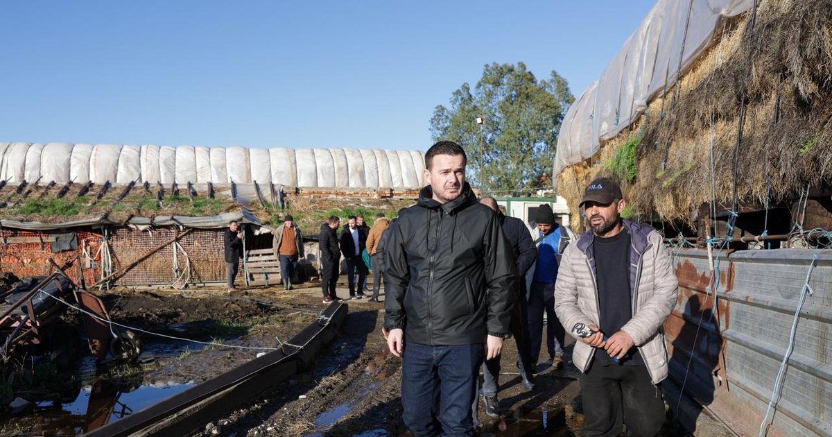 Mbështetje për bazën ushqimore të bagëtive   Ministri Salla  në Levan  Nis evidentimi i dëmeve në terren