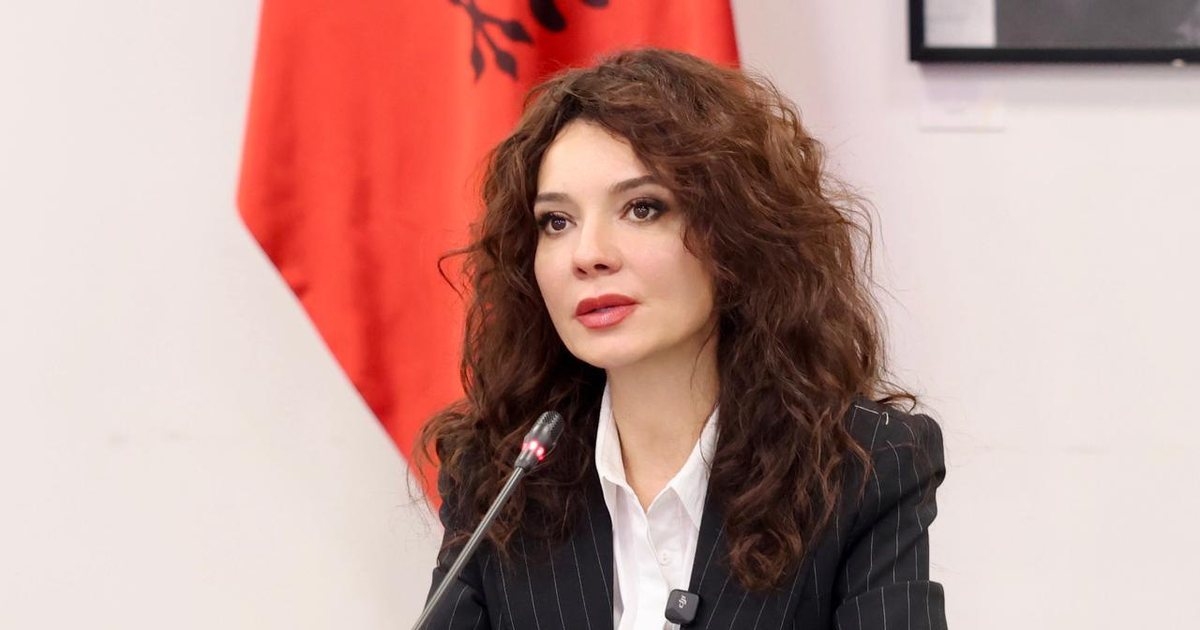  SHBA nuk ka bllokuar lëvizjet dhe udhëtimin e shqiptarëve   Ministrja Spiropali  Ka ndryshuar politika e imigracionit për lejet e qëndrimit