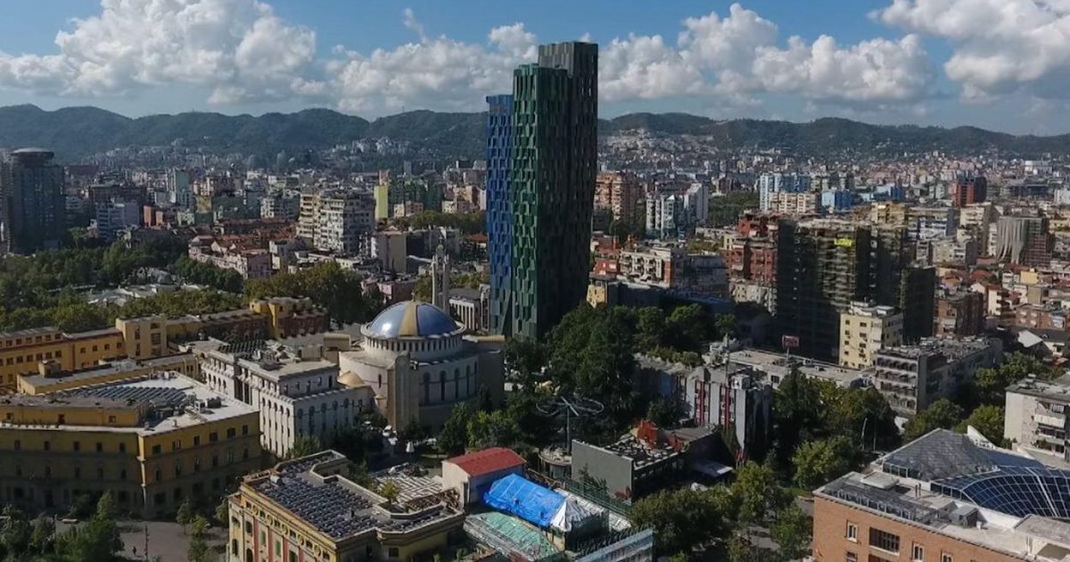 Nëndeklarimi i pagave  ndërtuesit në fokusin e tatimeve  Kontroll të kontratave të shitjeve dhe burimit të të ardhurave