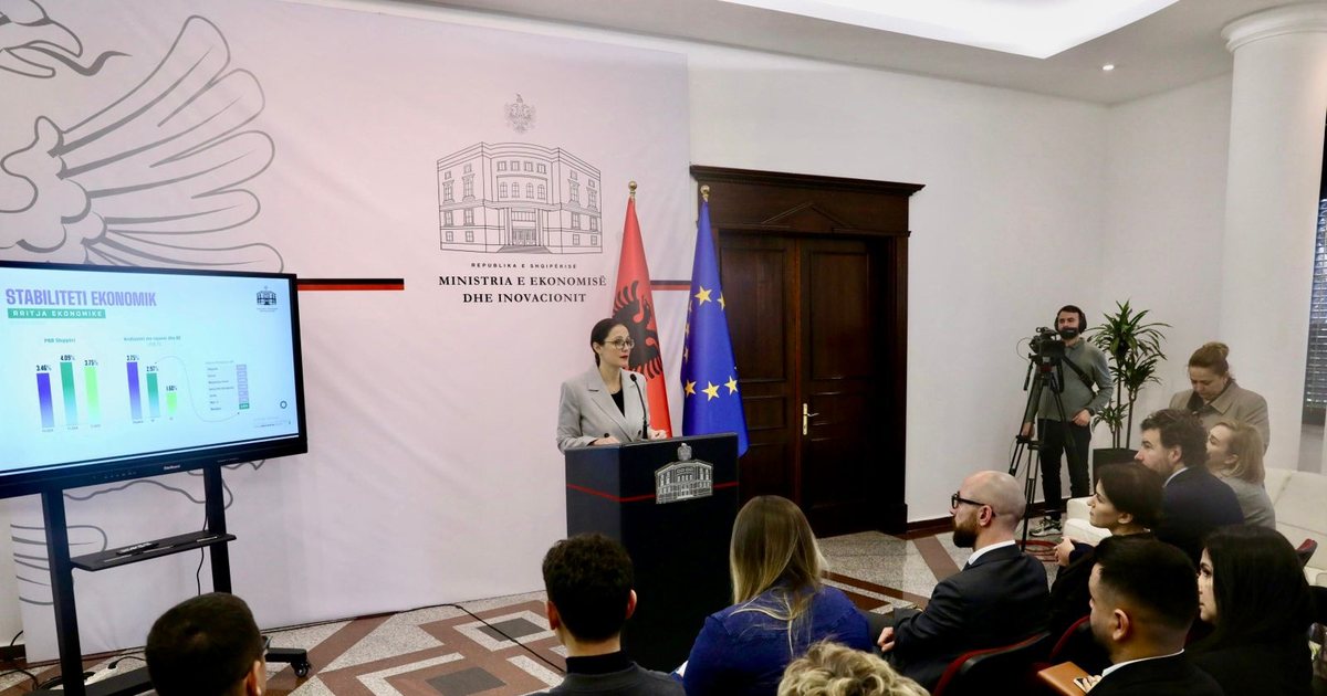 Ministrja Ibrahimaj  Eksportet shqiptare në rritje  politika të reja për forcimin e tyre