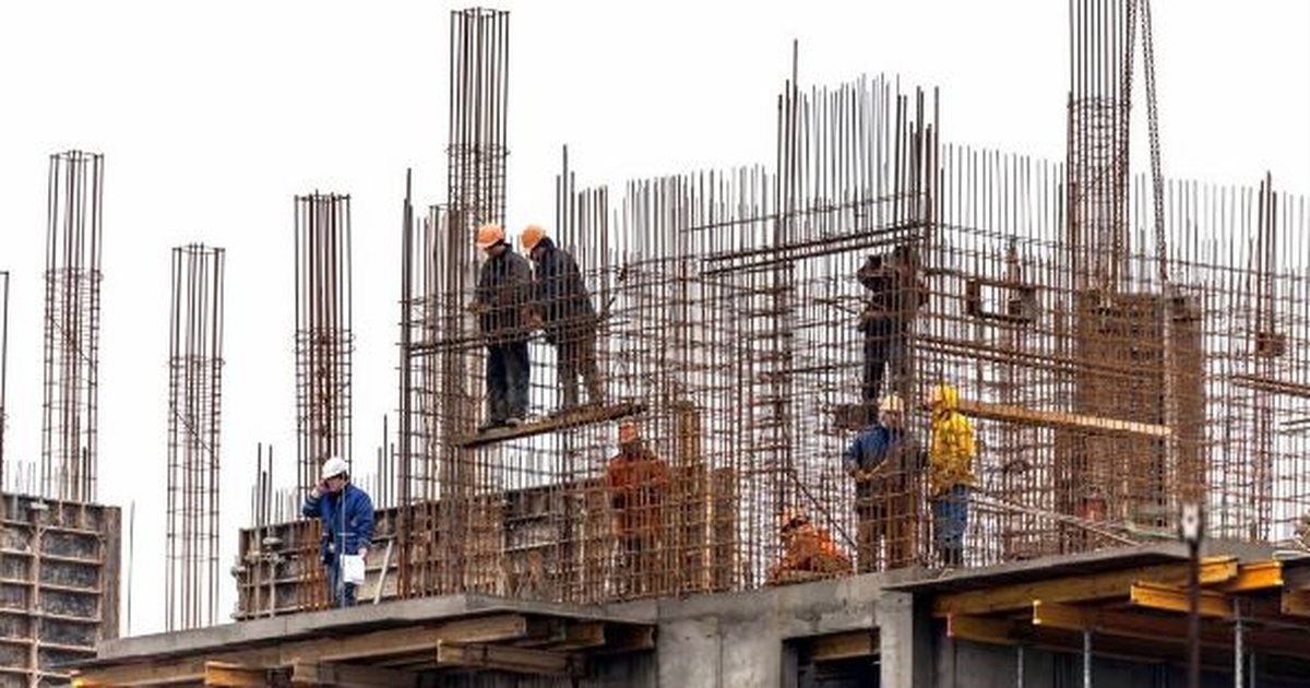 Kostot e ndërtimit vijojnë të rriten në Shqipëri  Paga  transporti dhe makineritë  faktorët kryesorë që po shtrenjtojnë projektet