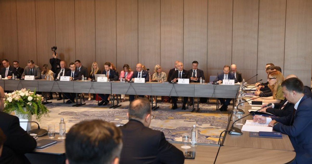 Hoxha në SEECP  Rruga e Shqipërisë drejt BE së ka hyrë në fazën më vendimtare  synohet mbyllja e negociatave deri në 2027