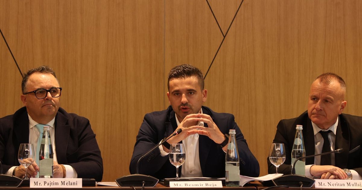 forumi-biznes-dogana-dhoma-amerikane-ndermjeteson-dialogun-e-sipermarrjes-me-institucionet