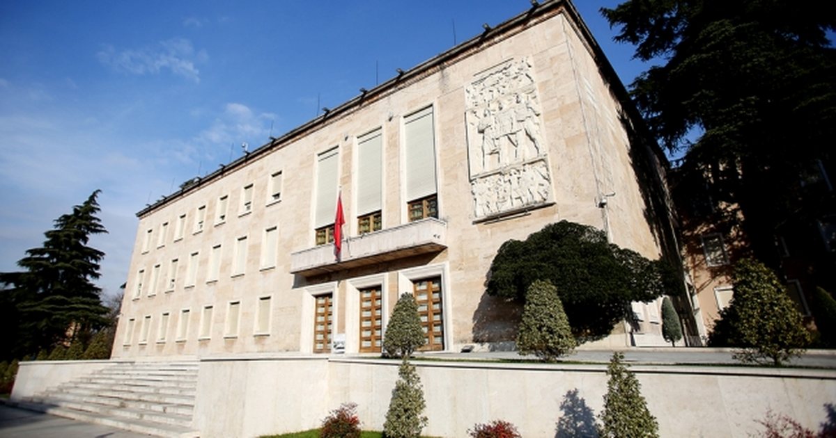 Vendimi i Qeverisë  Nga 1 korriku 2026 pensionet indeksohen me 2 7   përfitojnë 900 mijë qytetarë