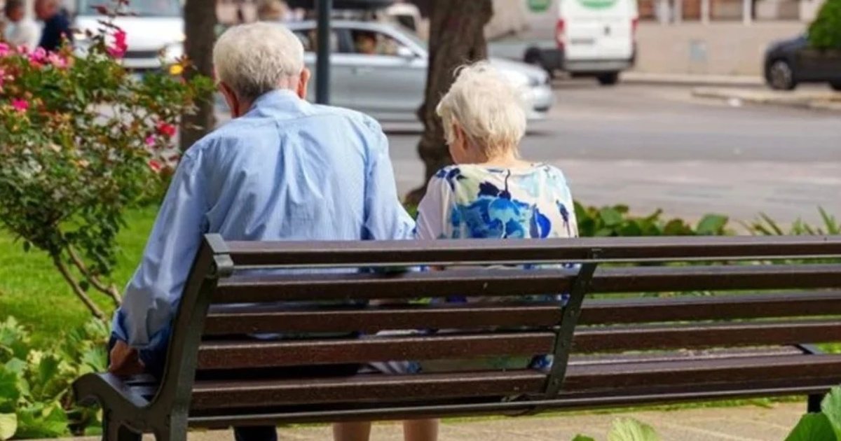 Rriten pensionet  qeveria akordon 5 mijë lekë si bonus të verës  777 mijë përfitues