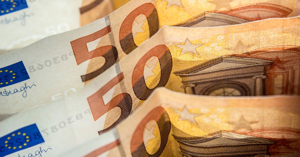 Banka e Shqipërisë shton blerjet e euros   Në tremujorin e parë  ndërhyrjet në tregun e brendshëm valutor arritën në 139 6 mln euro