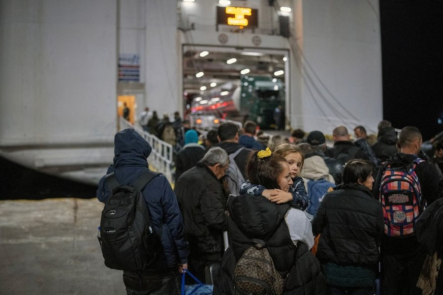 Hundreds of people flee Santorini after repeated earthquakes rock the island