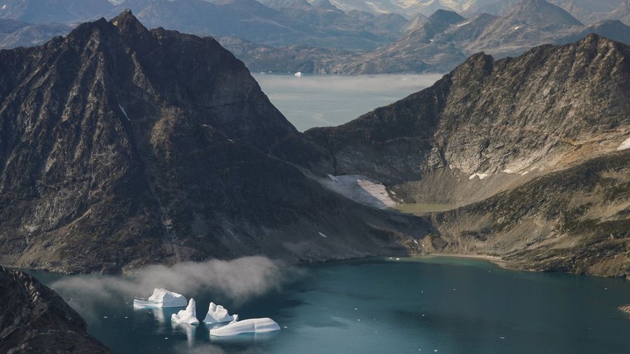 Greenland, on the eve of elections - The future of the island at a