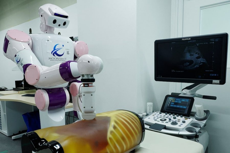 How can humanoid artificial intelligence robots hold the key to the aging