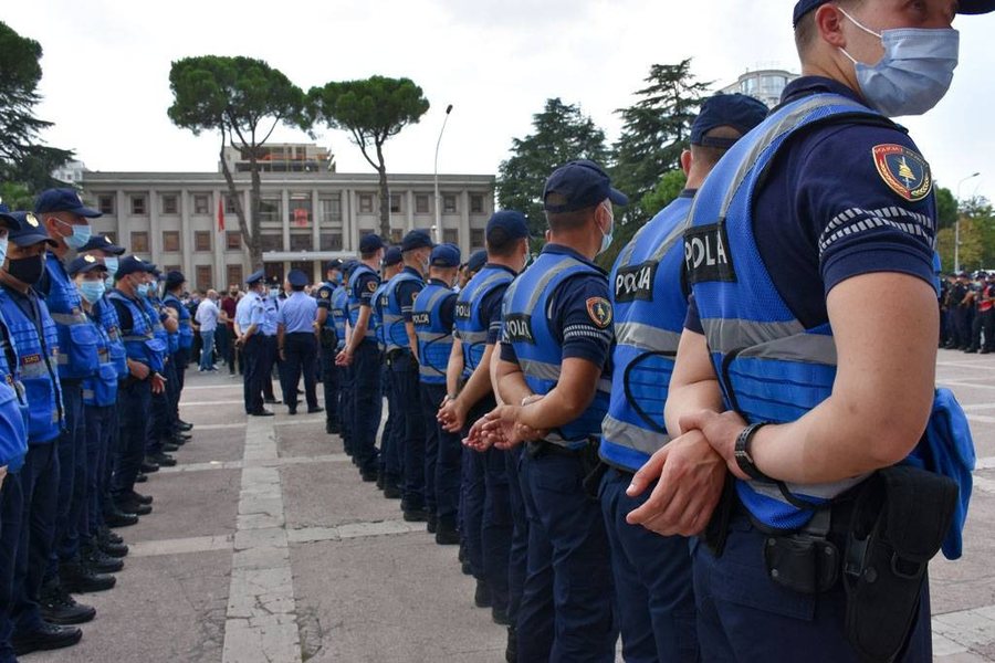 Miratohen kompensimet për policët e emëruar larg vendbanimit, ja