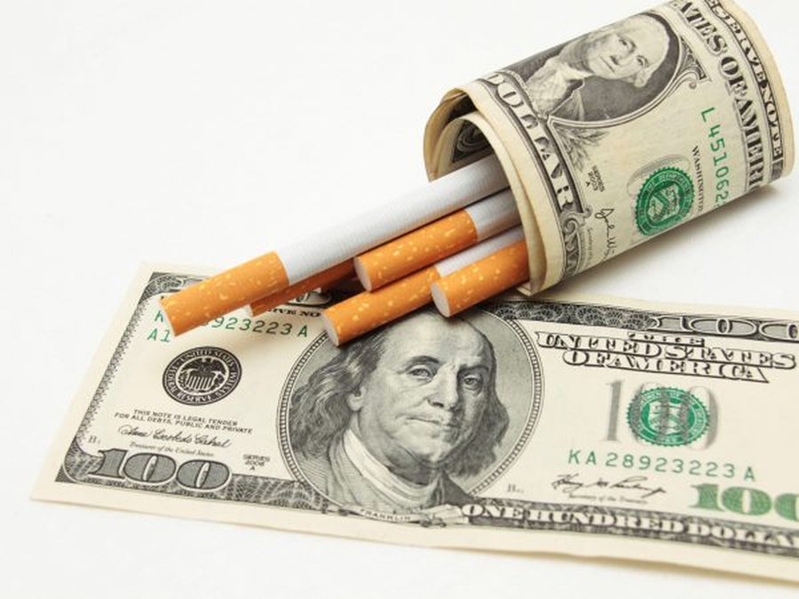 Rritja e taksave të cigareve u shpëton jetën fëmijëve -