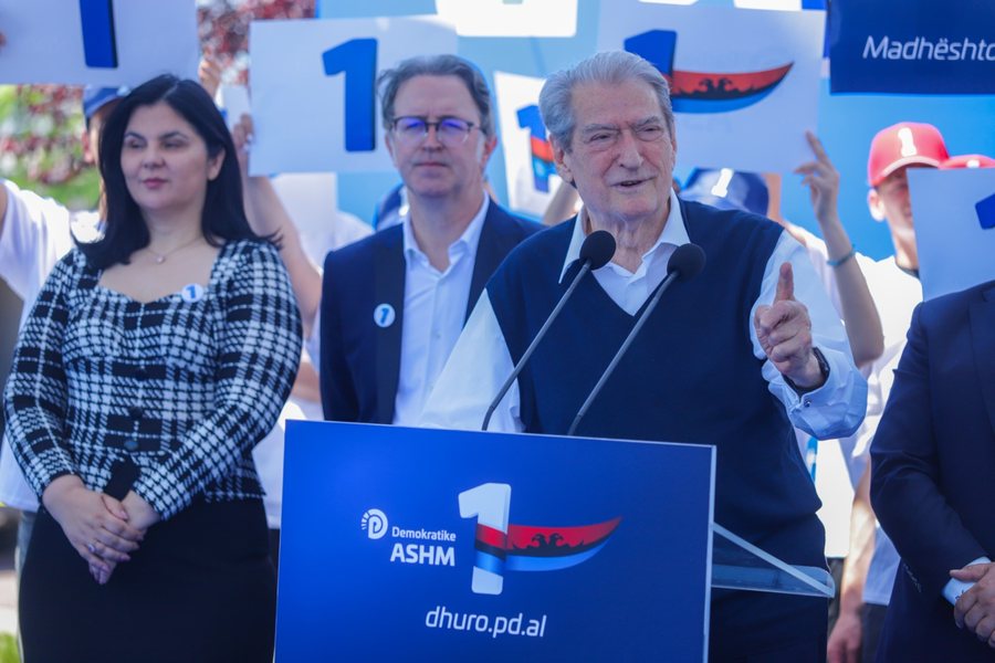“Programi ynë për çdo shqiptar” - Berisha në