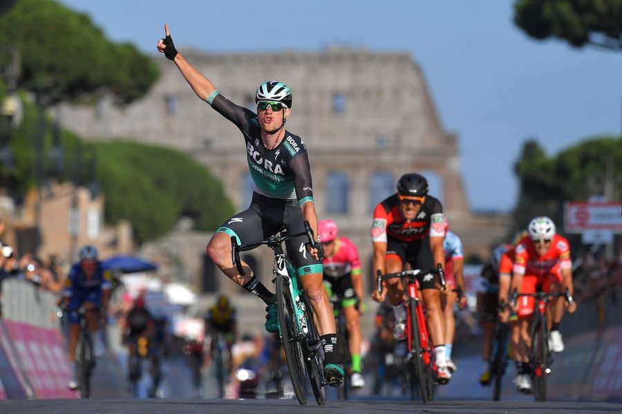 “Giro d’Italia 2025” bllokon trafikun - Policia: Ndalim