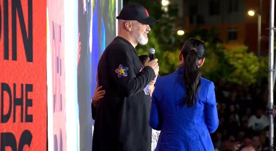 PS mbyll fushatën në Fier, Rama e Balluku: Na ka humbur shumë