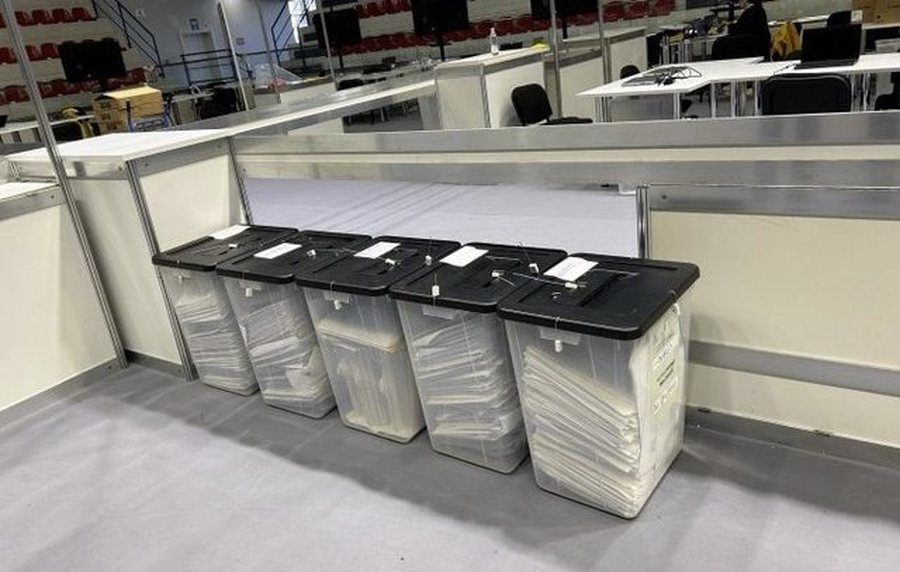 CEC: 191,912 envelopes with ballots have arrived from abroad by 7:00 PM!