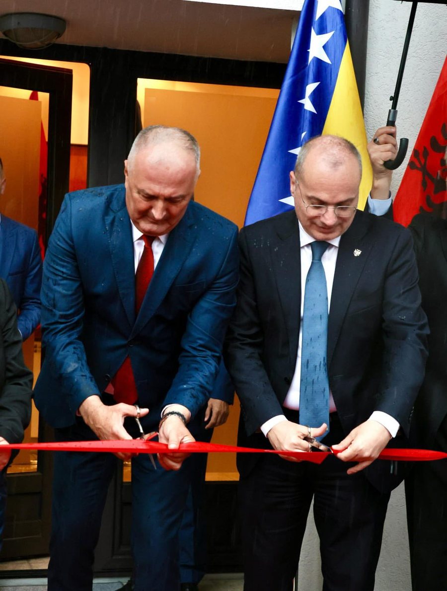 Ministri Hasani vizitë zyrtare në Bosnjë-Heregovinë -