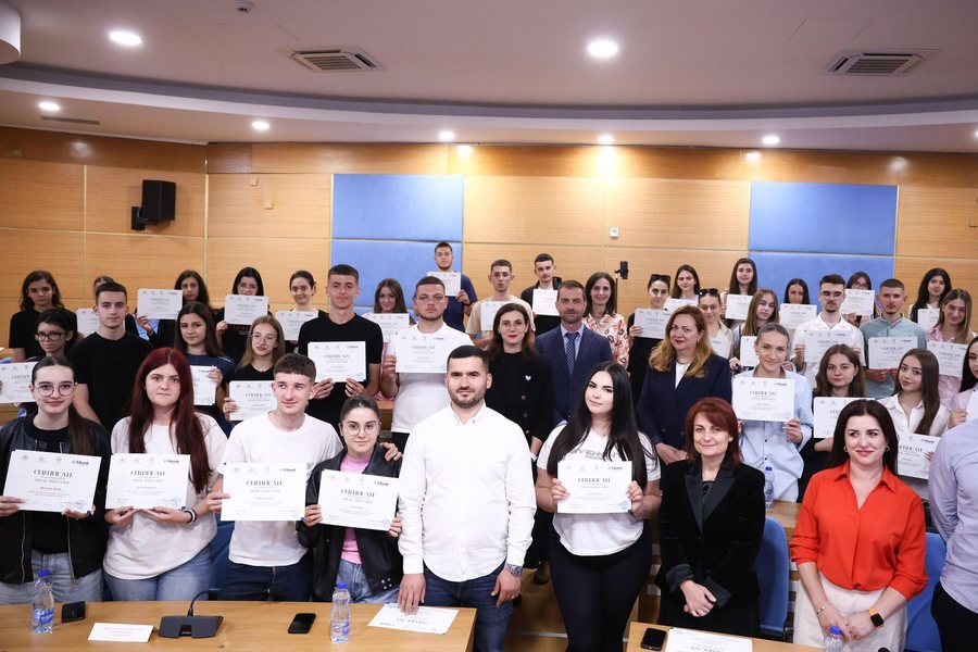 Muzhaqi: Innovative projects in financial education to empower young people
