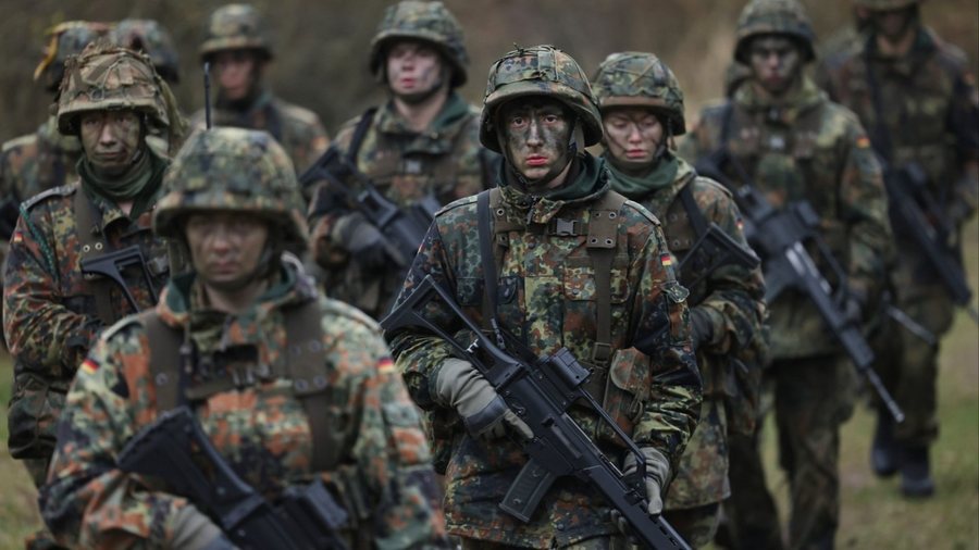 Germany "expands" army - Up to 260,000 troops needed to meet NATO